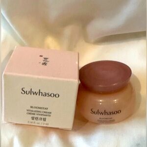 Sulwhasoo Bloomstay - Vitalizing Cream - Mini size
